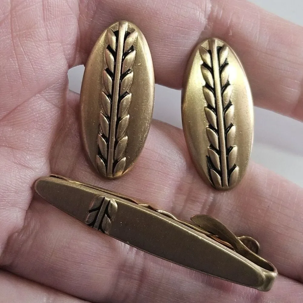 Swank Vintage Gold Tone Wheat Cufflinks And Tie Clip IOB